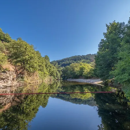 营地 Village De Domaine Saint-jean 圣让迪布吕耶勒