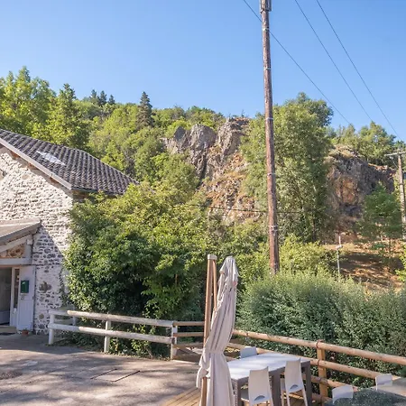 Village De Domaine Saint-jean *