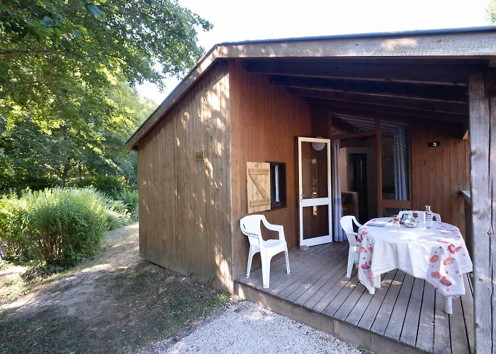 Camping Village De Domaine Saint-jean Saint-Jean-du-Bruel