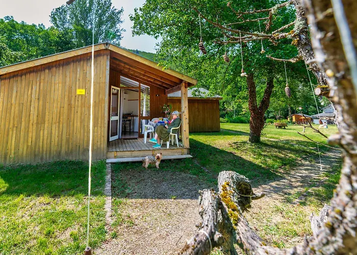 Village De Domaine Saint-jean Camping