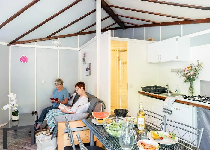 Campingplads Village De Domaine Saint-jean *